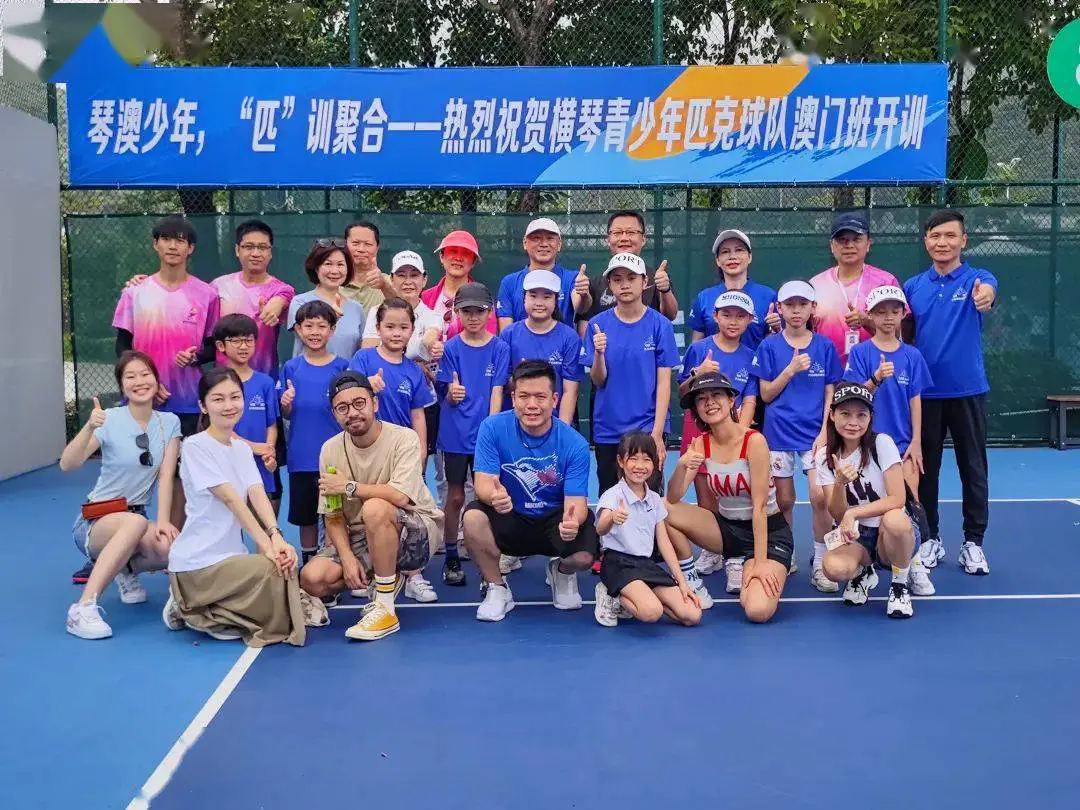 刻苦训练篮球时如何避免受伤的建议_0